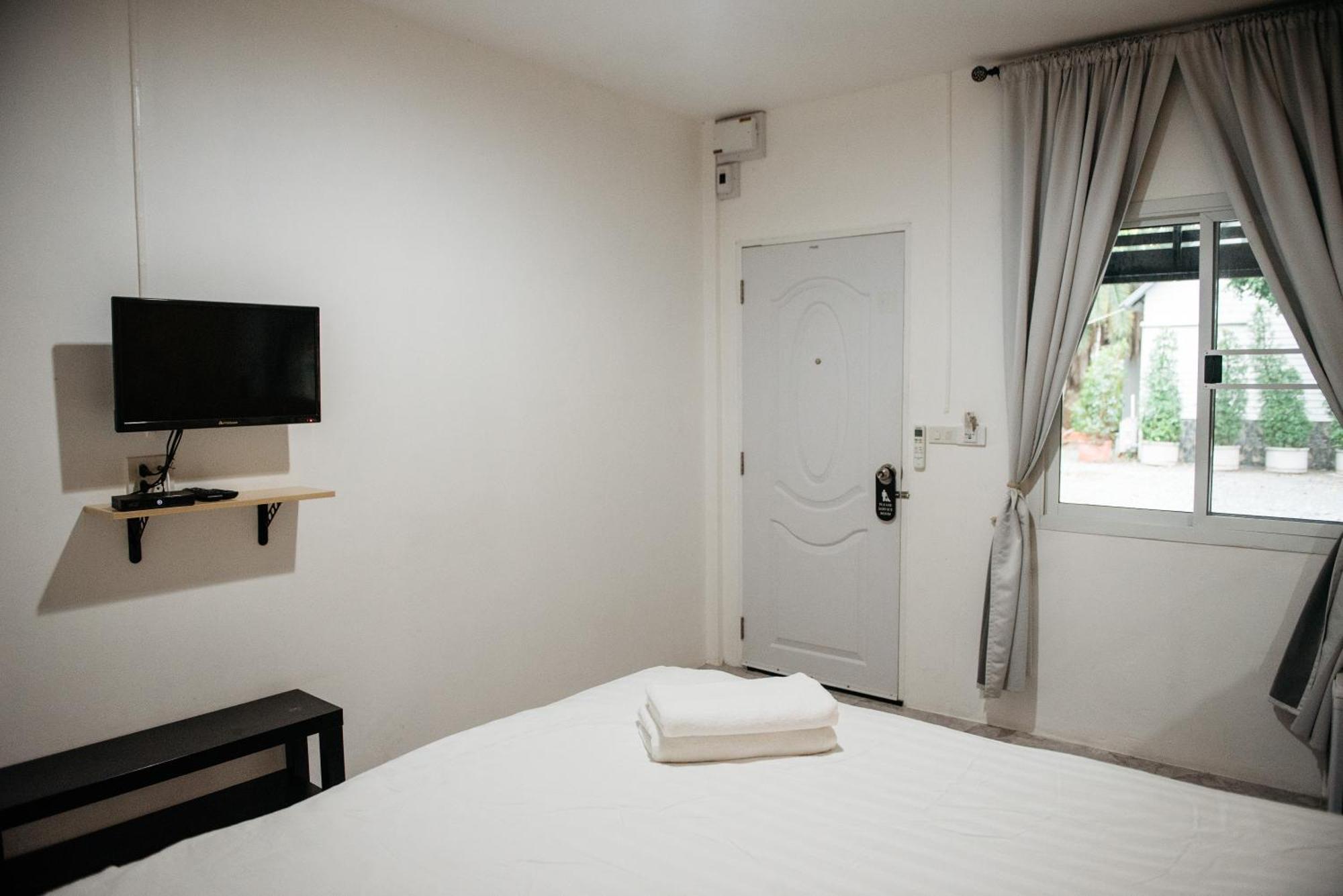 Lamoon Boutique Hotel Suphan Buri Cameră foto